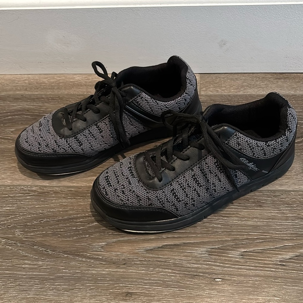 Strike Force bowling shoes